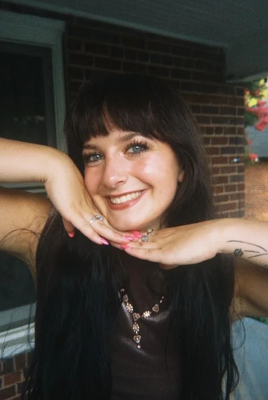 Céilí Jordan Gallagher, actor, singer, and dancer, smiling portrait photo